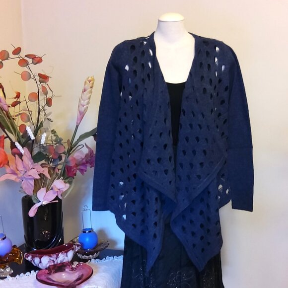 NWT mac & jac Women’s Blue Lightweight Long Sleeve Crochet Cardigan Sweater M - Picture 1 of 7